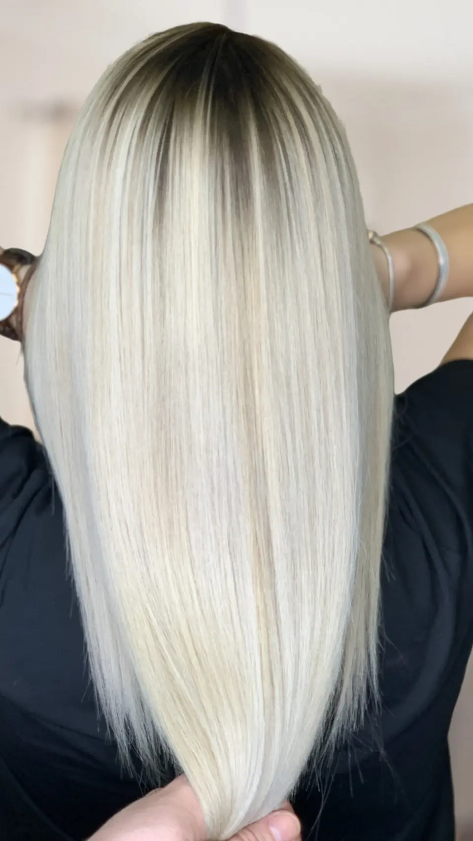 Ľadová platinová blond, dlhé rovné vlasy